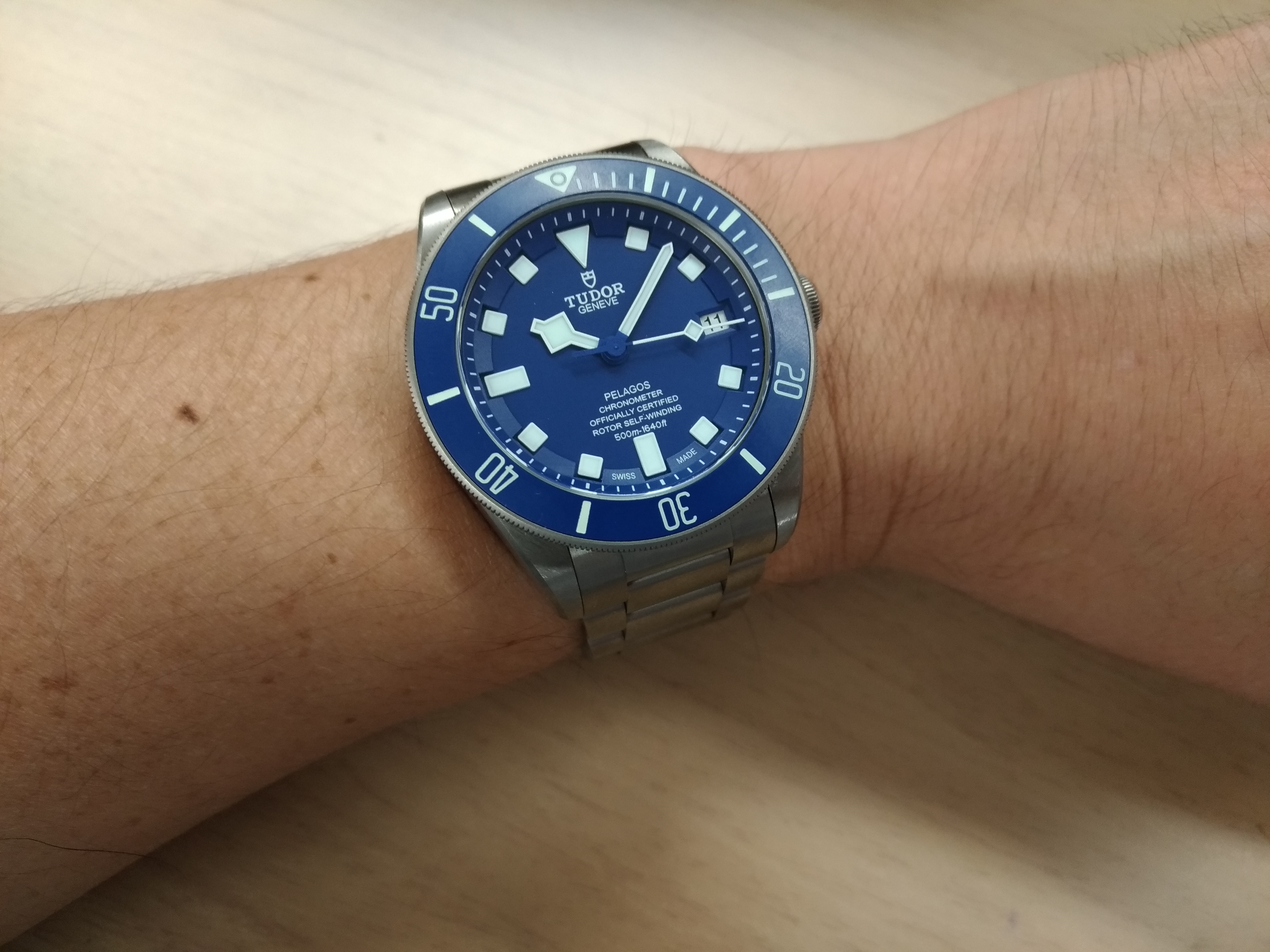 tudor 25600tb