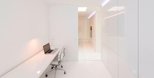 The minimalist interior style explained | dmLights Blog